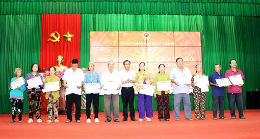 Xã An Thạnh mừng thọ 606 người cao tuổi