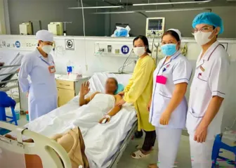 Cứu sống nam thanh niên nguy kịch do biến chứng thủy đậu