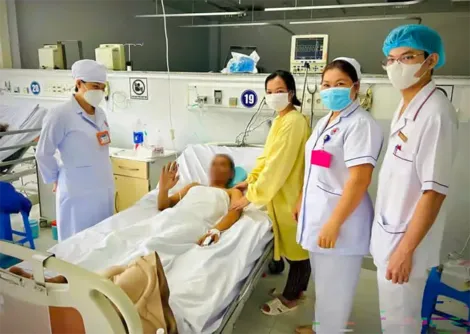 Cứu sống nam thanh niên nguy kịch do biến chứng thủy đậu