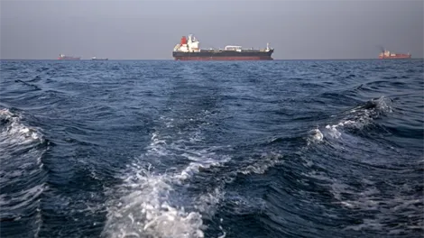Iran yêu cầu thủ tục mới đối với tàu thuyền qua eo biển Hormuz
