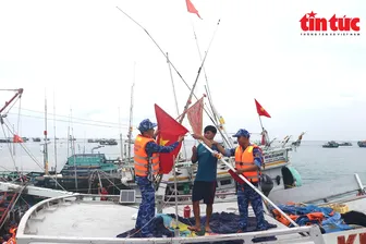 Hướng tới nền kinh tế biển phát triển mạnh