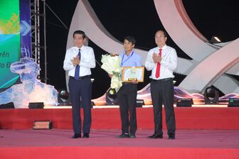 ខេត្ត​កាម៉ាវ ស្វែង​រក​ទិស​ដៅ​សម្រាប់​ផលិត​ផល​ស្រូវ​អង្ករ​