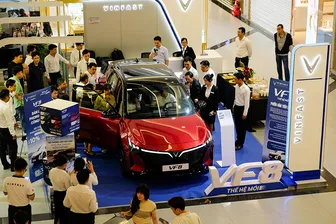 VinFast VF 8 thế hệ mới: Khi “công nghệ tiền tỷ” có giá trong tầm tay