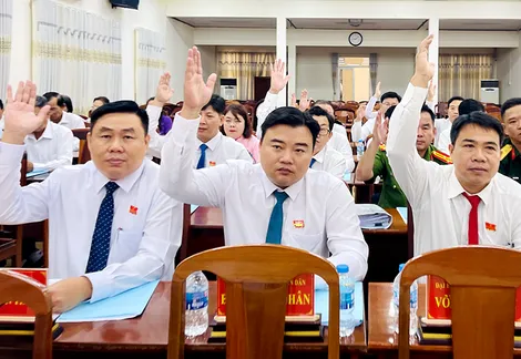 HĐND nhiều xã, phường thông qua nghị quyết về sắp xếp khu vực, ấp