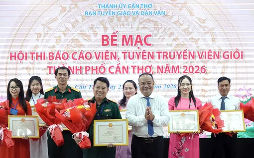 បេក្ខជនឆ្នើមចំនួន ២២ រូប ទទួលបានជ័យលាភីក្នុងពិធីប្រឡងអ្នករាយការណ៍និងអ្នកឃោសនាពូកែ នៅទីក្រុងកឹងធើ ឆ្នាំ ២០២៦