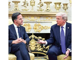 Cách Tổng Thư ký NATO hóa giải sức ép từ ông Trump