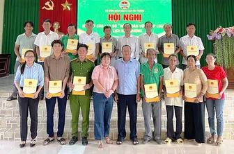 Ra mắt Câu lạc bộ “Nông dân với pháp luật”