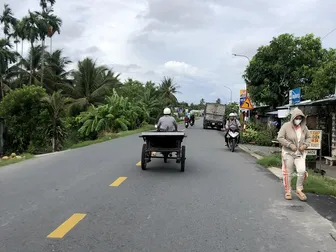 Nguy hiểm xe tự chế lưu thông trên đường