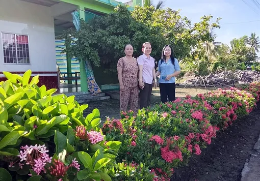 Những việc làm bình dị