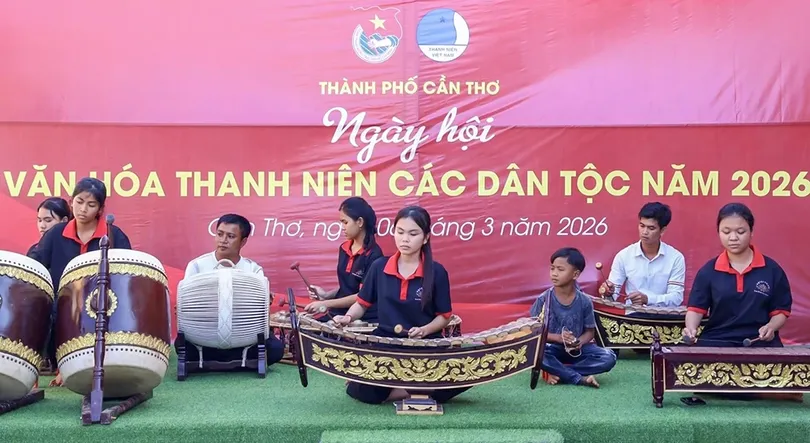 Đẩy mạnh tuyên truyền về văn hóa truyền thống dân tộc