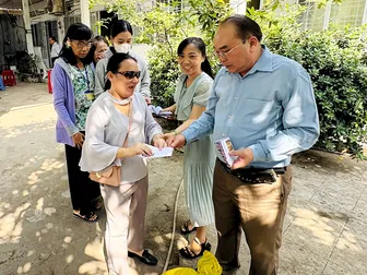 Chăm lo đời sống hội viên người mù