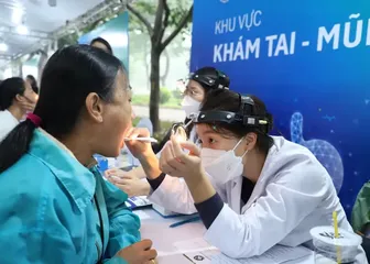 Khám sức khỏe định kỳ toàn dân: Từ chữa bệnh sang chăm sóc sức khỏe chủ động