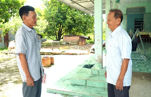 អស់​ពី​ចិត្ត ទទួល​ខុស​ត្រូវ​ចំ​ពោះ​ប្រ​ជា​ជន​
