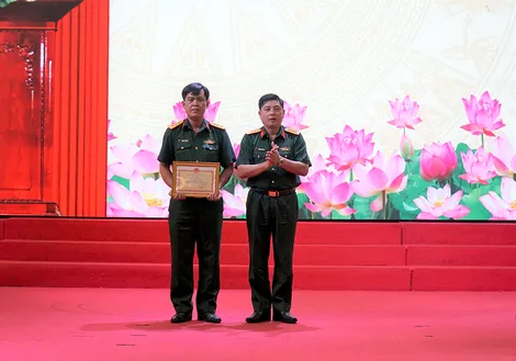 Bộ Chỉ huy Quân sự TP Cần Thơ sơ kết công tác Đảng, công tác chính trị 6 tháng đầu năm 2026