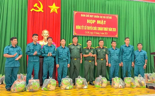 Lực lượng vũ trang TP Cần Thơ thực hiện tốt công tác chính sách, dân vận