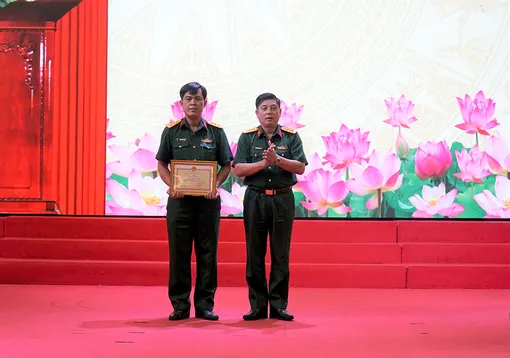 Bộ Chỉ huy Quân sự TP Cần Thơ sơ kết công tác Đảng, công tác chính trị 6 tháng đầu năm 2026