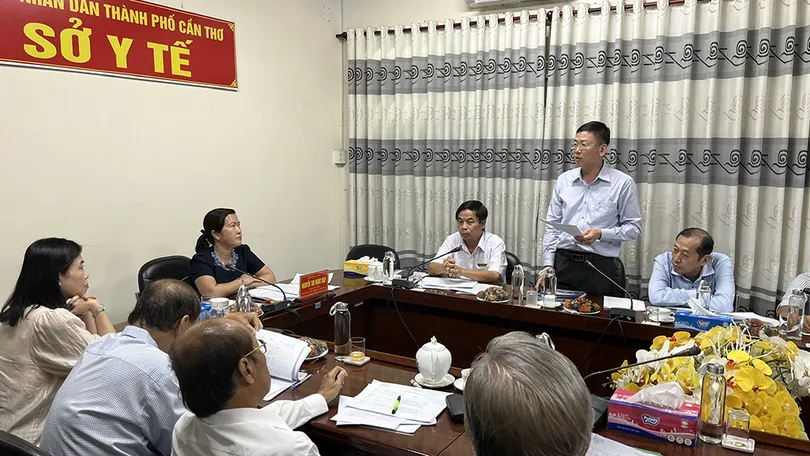 Cần Thơ họp xét danh hiệu Thầy thuốc nhân dân và Thầy thuốc ưu tú
