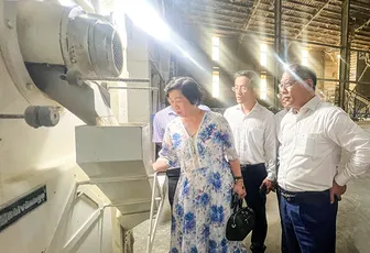 Ngành Ngân hàng thi đua phát triển kinh tế tư nhân và kinh tế nhà nước