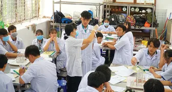 Các trường cao đẳng "rộng cửa" đón học sinh, sinh viên