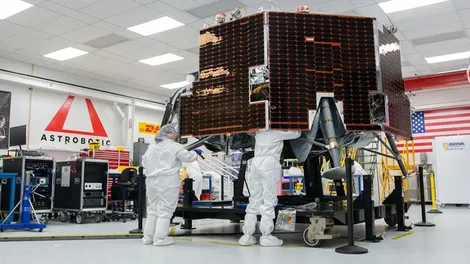 NASA tăng tốc các chuyến bay lên Mặt trăng