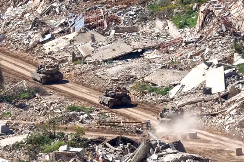 Israel tuyên bố duy trì hiện diện quân sự tại Lebanon, Syria và Gaza