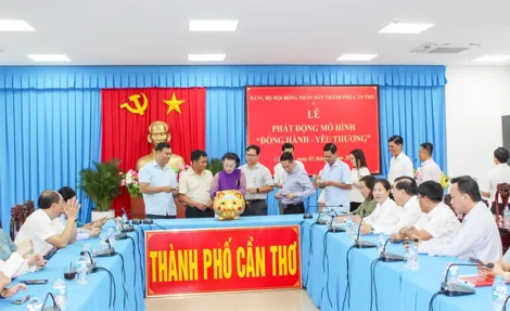 Đảng ủy HĐND TP Cần Thơ phát động thực hiện mô hình “Đồng hành - Yêu thương”