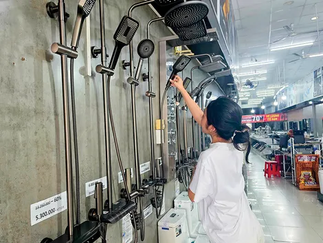 Thiết bị vệ sinh tích hợp công nghệ hiện đại, đáp ứng xu hướng tiêu dùng thông minh
