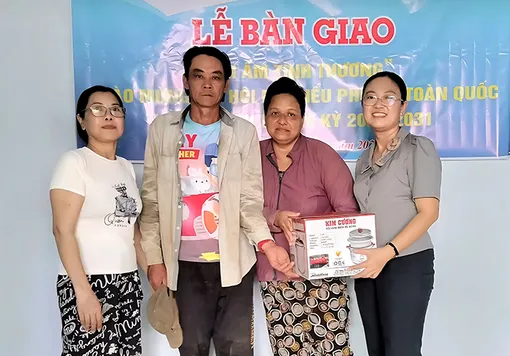 Hỗ trợ xây dựng 24 căn nhà cho hội viên, phụ nữ hoàn cảnh khó khăn