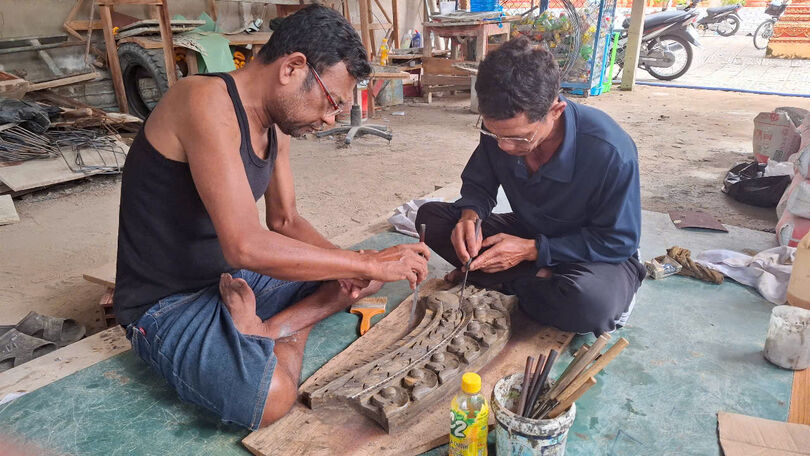 សិប្ប​ករ​ស៊ើង​តឺយ រក្សា​ព្រលឹង​វប្ប​ធម៌​ខ្មែរ​នៅ​លើ​ក្បាច់​ចម្លាក់​