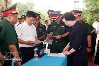 Deputy PM inspects preparations for launch of martyrs' remains search drive in Ho Chi Minh City