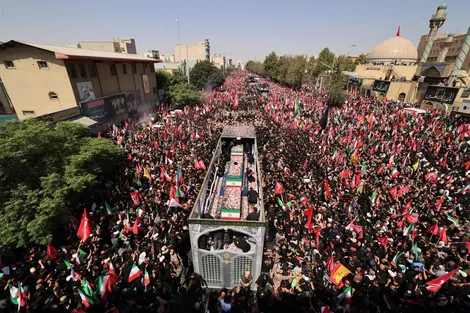 Iran tiễn biệt cố Đại Giáo chủ Ali Khamenei
