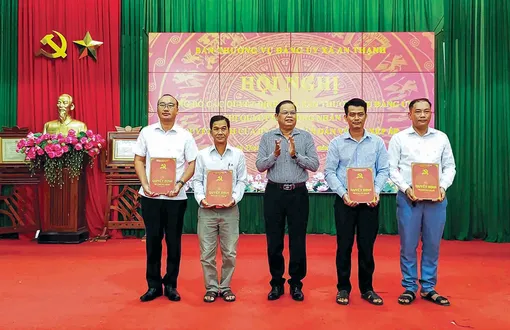 Nhiều xã, phường hoàn thành sắp xếp khu vực, ấp