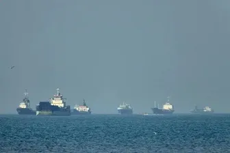 Mỹ tấn công nhiều mục tiêu tại Iran