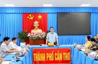 Bí thư Thành ủy làm việc với lãnh đạo Đoàn Đại biểu Quốc hội TP Cần Thơ