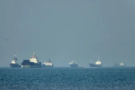 Mỹ tấn công nhiều mục tiêu tại Iran