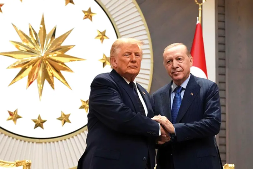 Thượng đỉnh NATO căng thẳng