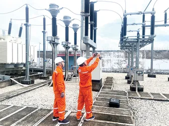Chủ động đảm bảo an toàn điện trong mùa mưa bão