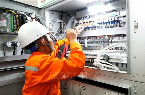 Quy định mới về điều chỉnh giá bán lẻ điện bình quân