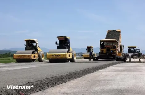 "Sốt ruột" giải ngân chậm, Bộ Xây dựng đốc thúc giải pháp đẩy nhanh tiến độ