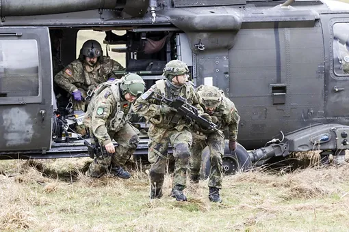 Nắng nóng cực đoan đe dọa các kế hoạch của NATO