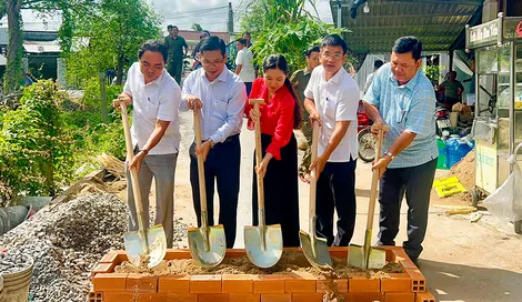 Khởi công xây dựng cầu Thịnh Phát và cầu Thành Long 14
