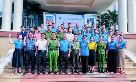 Ra quân tuyên truyền, vận động người dân tham gia bảo hiểm xã hội tự nguyện, bảo hiểm y tế hộ gia đình