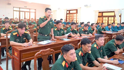 Phát huy dân chủ, tăng cường kỷ luật