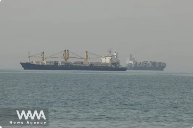 Giá dầu tăng mạnh sau động thái mới của Mỹ tại eo biển Hormuz