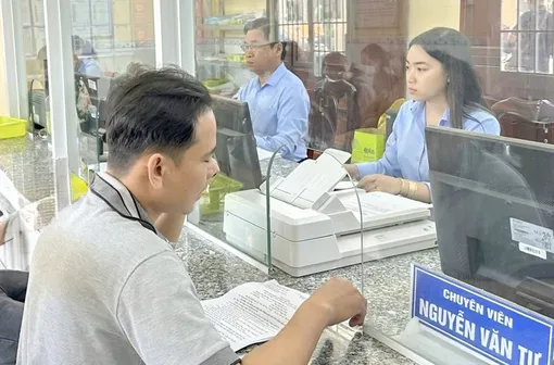 Nhiều mô hình hỗ trợ người dân thực hiện thủ tục hành chính nhanh chóng, tiện lợi