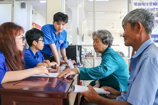 “Áo xanh” đồng hành phục vụ nhân dân