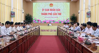 Sẵn sàng hỗ trợ nhà đầu tư về thủ tục để đẩy nhanh tiến độ khởi công, triển khai dự án