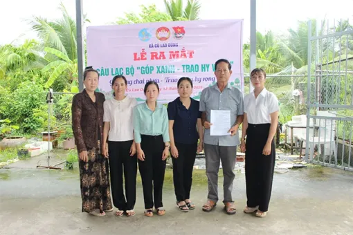 Ra mắt Câu lạc bộ “Góp xanh - Trao hy vọng”