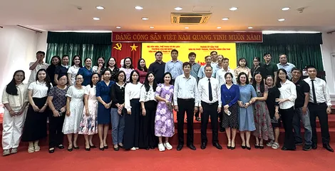 Khai giảng Lớp bồi dưỡng theo tiêu chuẩn chức danh nghề nghiệp biên tập viên tại TP Cần Thơ
