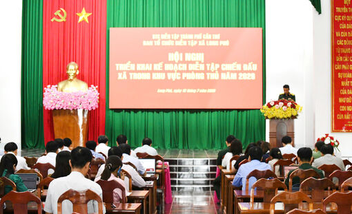 ឡុង​ភូ​ផ្សព្វ​ផ្សាយ​ផែន​ការ​ហ្វឹក​ហ្វឺន​ប្រ​យុទ្ធ​ក្នុង​តំ​បន់​ការ​ពារ​ថ្នាក់​ឃុំ​ ឆ្នាំ​២០២៦
